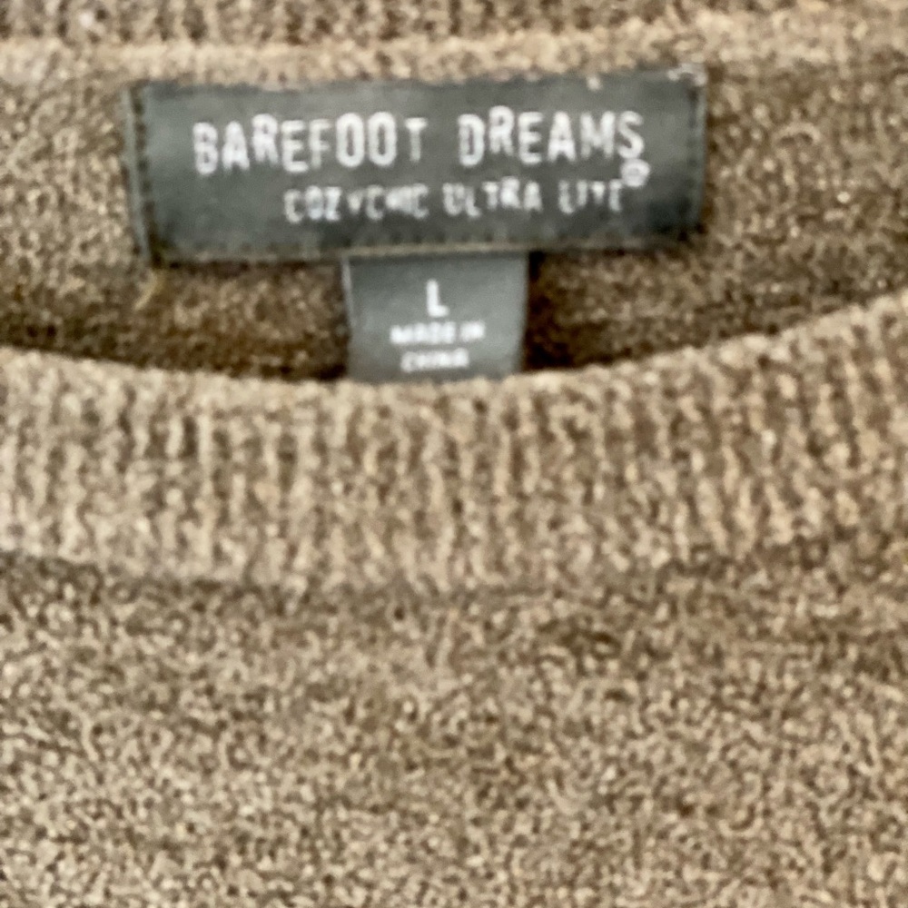 Size Large Barefoot Dreams Chenille Sweater